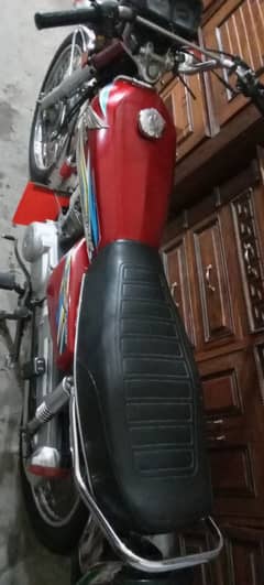 FULLY LUSH 2017/18 HONDA CG 125 FARST OWNER MY NAME