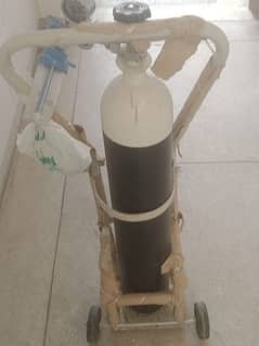 Brand New Oxygen Cylinder for Urgent Sale