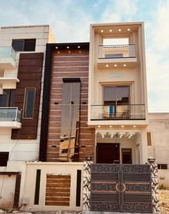 3 marla House for sale In New Metro city