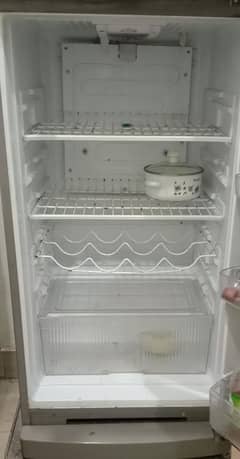new condition fridge