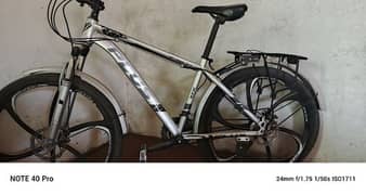 speed bicycle. 3months used