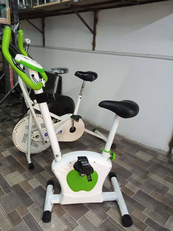 Exercise ( Magnetic Apple bike) cycle 0