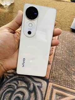 Vivo V40 GG