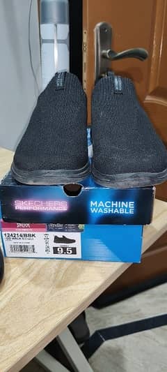 Skechers