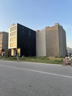 Trail of 8 Marla Plots - Total 24 Marla Top Location Commercial Plot No- Close to 370- 371 And 372 Main MB Phase 6 DHA Lahore For Urgent Sale