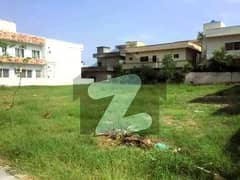 Trail of Kanal - Total 3 Kanal Top Location Plot No- Close to 327- 328 And 329 Block Z1 Phase 7 DHA Lahore For Urgent Sale