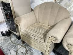 5 seater sofa golden colur ek bar wash hine wala hai baki 10 by 10 hai
