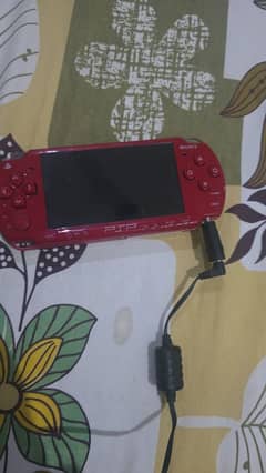 PSP 2000 Red