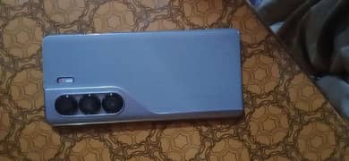 Tecno camon 40 pro