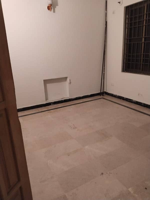 Ideal 14 Marla Upper Portion has landed on market in I-8/3, Islamabad 6