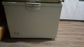 Waves Deep freezer