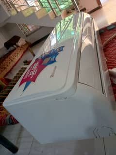 Dawlance Inverter Split AC 1.5 ton last year used like New