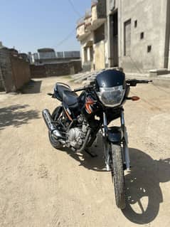 Yamaha ybr 125 black