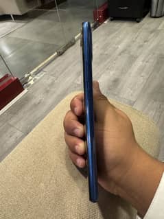Infinix hot 10 play 4/64 gb