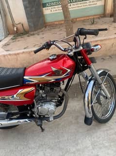 Honda 125 in Excellent condition for a reasonable price, grab it now!