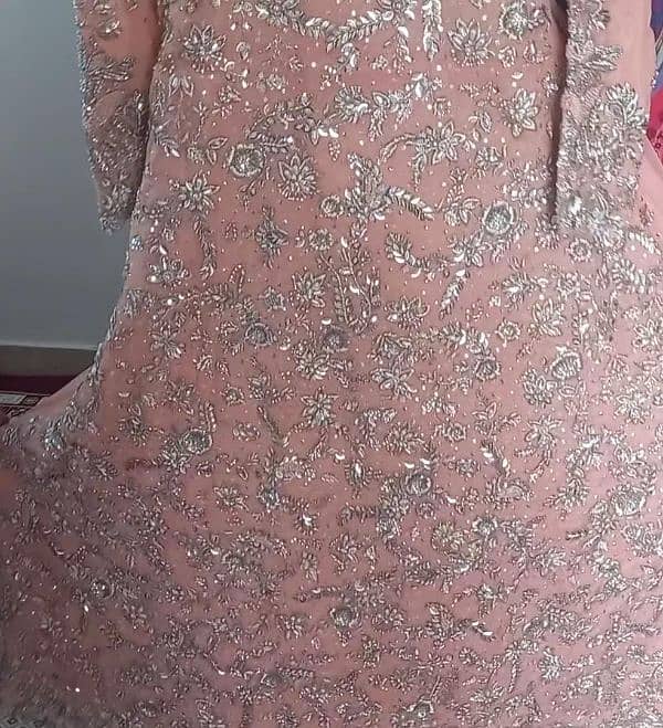maxi net fabric color peach new condition  1 time by tariq 3 1