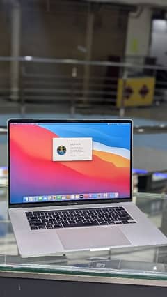 MacBook Pro 2019 32GB Ram 1TB SSD 16 incn