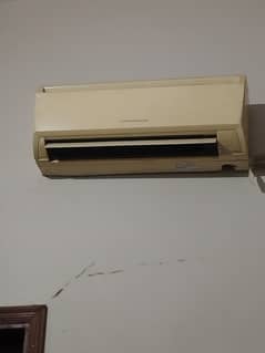 Mitsubishi Non Inverter AC