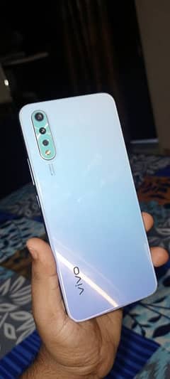 VIVO S1 4/128 complete box