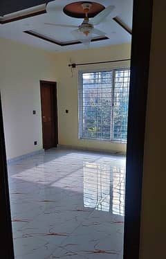 1 Kanal UPPER PORTION FOR RENT IN F-17