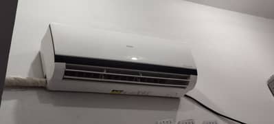 Haier DC inverter AC 1.5 ton fresh condition