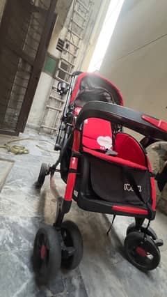 I am selling my prame use only 2 months all ok condition 10/10