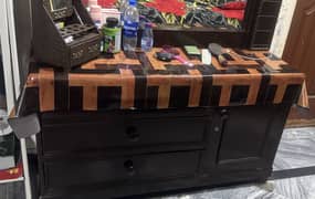 Used Bed and dressing table for sale in good condition