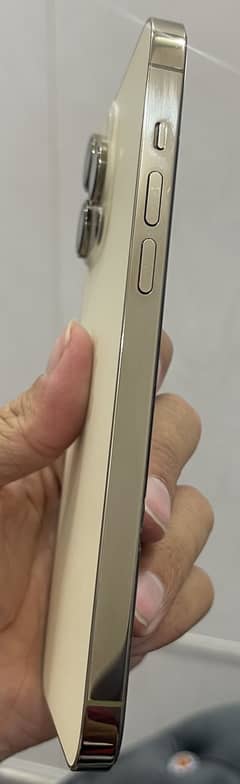 Gold Iphone 14 pro max jv 256