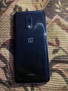 one plus 7 (6 128)