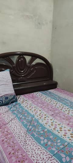 King size bed