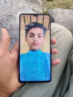 One Plus 7T 8 128 03485766088 whtsp