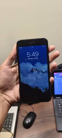I phone 7 plus 256gb pta approved