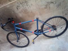 8500* sports cycle sit or break nhi hen baqi chaliti hoi hay . . .