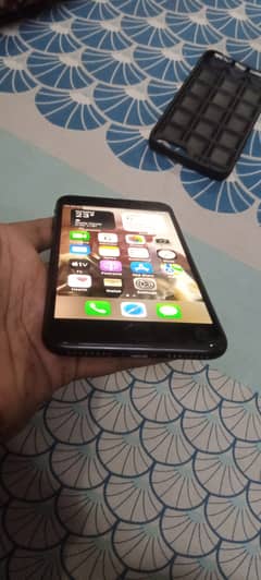 I phone 7plus  bypass 32gb battery health 87.