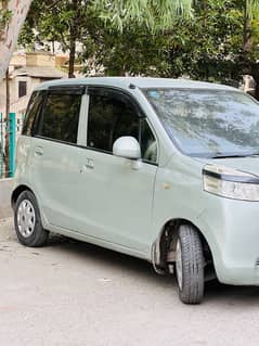 Honda life 2011