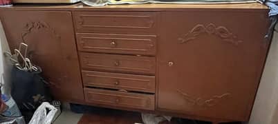 Side Board