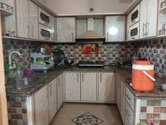 100 Sq Yards Portion 1st Floor Boundary Wall