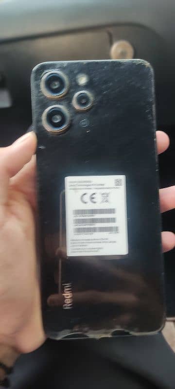 redmi 12 in good condition with box onli 3 month used 4