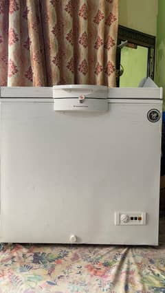 1 door deep freezer new for sale 80k