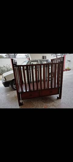 baby cot