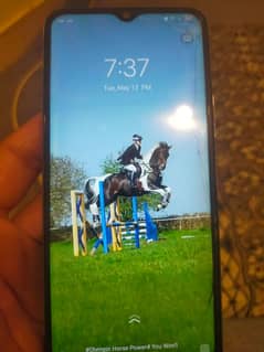 vivo y20 4/64 offical Pta Approved