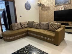 Stylish and comfortable L type Used