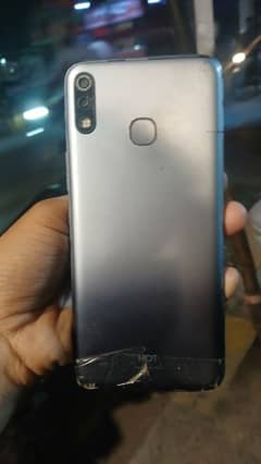 INFINIX HOT 8 LITE