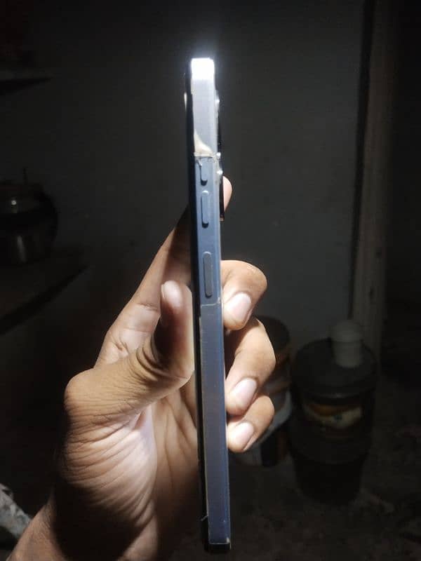 tecno spark 20c 4/128 only mobile.  condition 10/9.5 all set 3