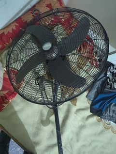 fan for sale condition 10/8