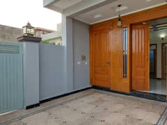 Like Brand New Front Open 25 X 40 Luxury House For Sale In G-13 Islamabad