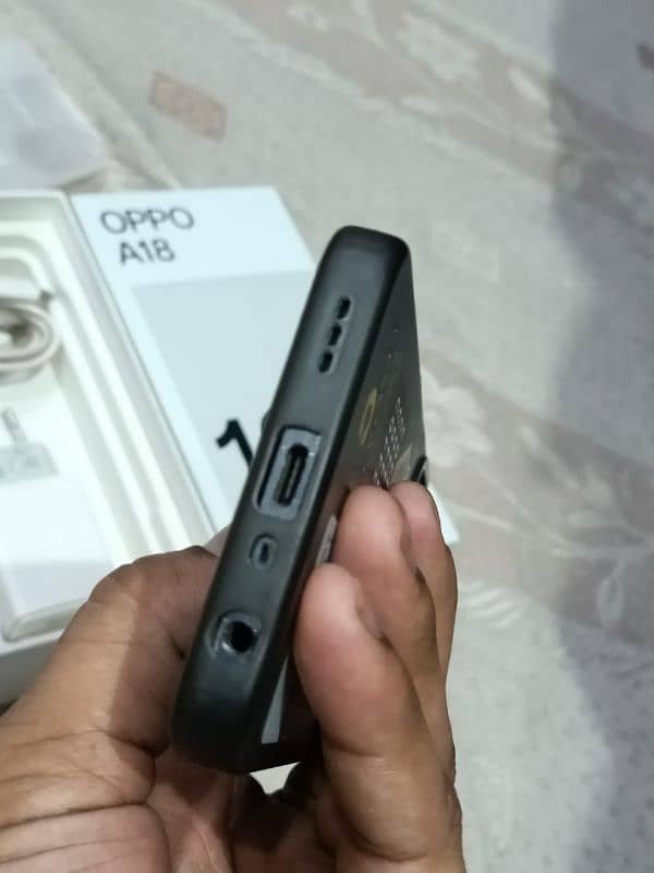 0.3. 0.8. 9.2. 7.4. 1.6. 5 oppo A18 memory 4+4 128 with box chrger 3