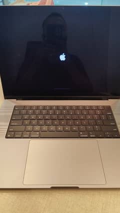 MacBook pro M1 2021 16 inch 1tb