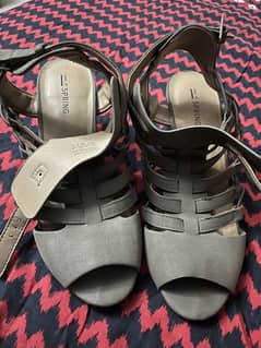 Formal Heels from Canada through Amazon