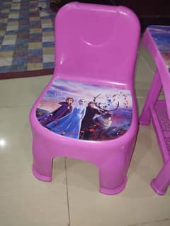 table and 2 chairs